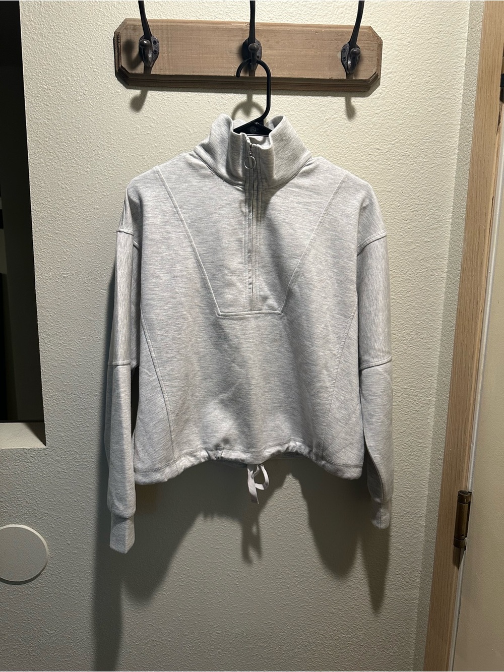 Elie Tahari Heather Light Gray Cropped Half-Zip Pullover